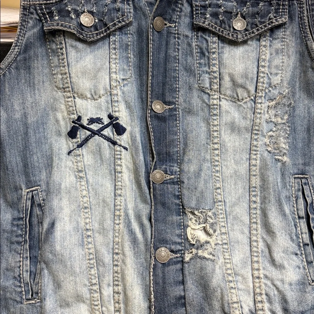 smoke rise ny this vest